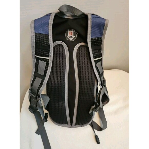 Columbus Hydration Pack Pre-owned Sanatized Great Condition Camelpack - Picture 7 of 9